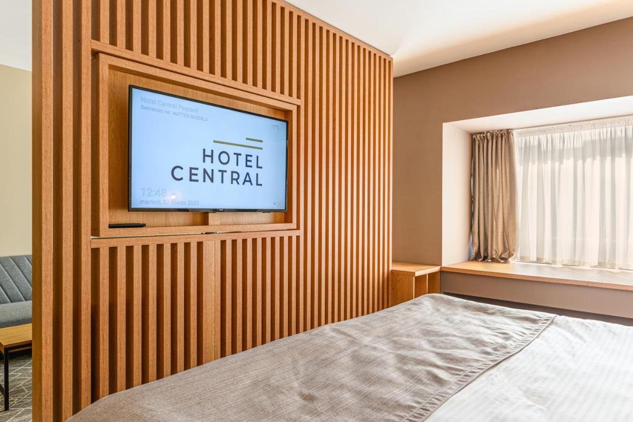 Hotel Central Pascani Экстерьер фото