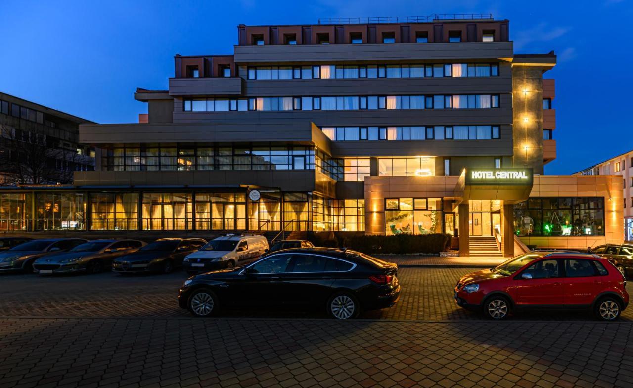 Hotel Central Pascani Экстерьер фото