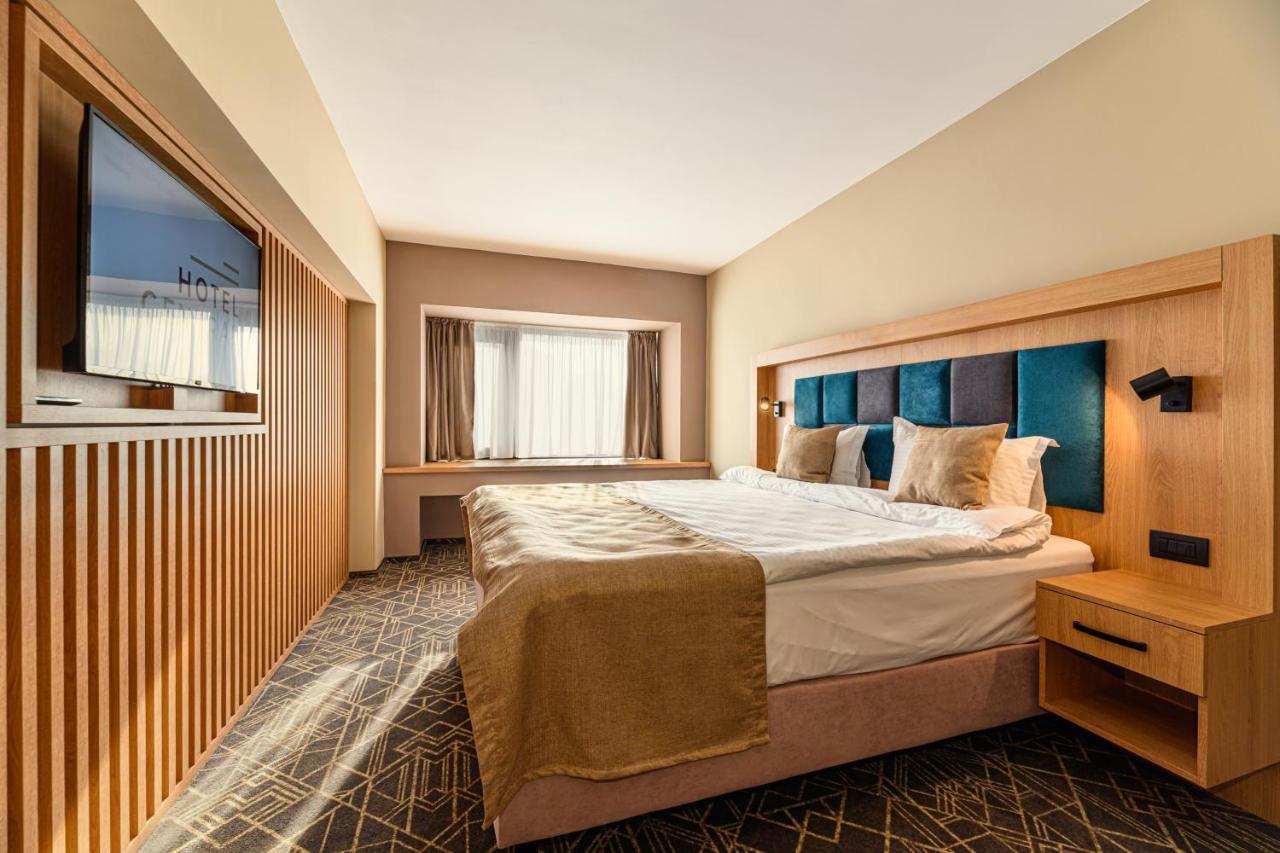 Hotel Central Pascani Экстерьер фото