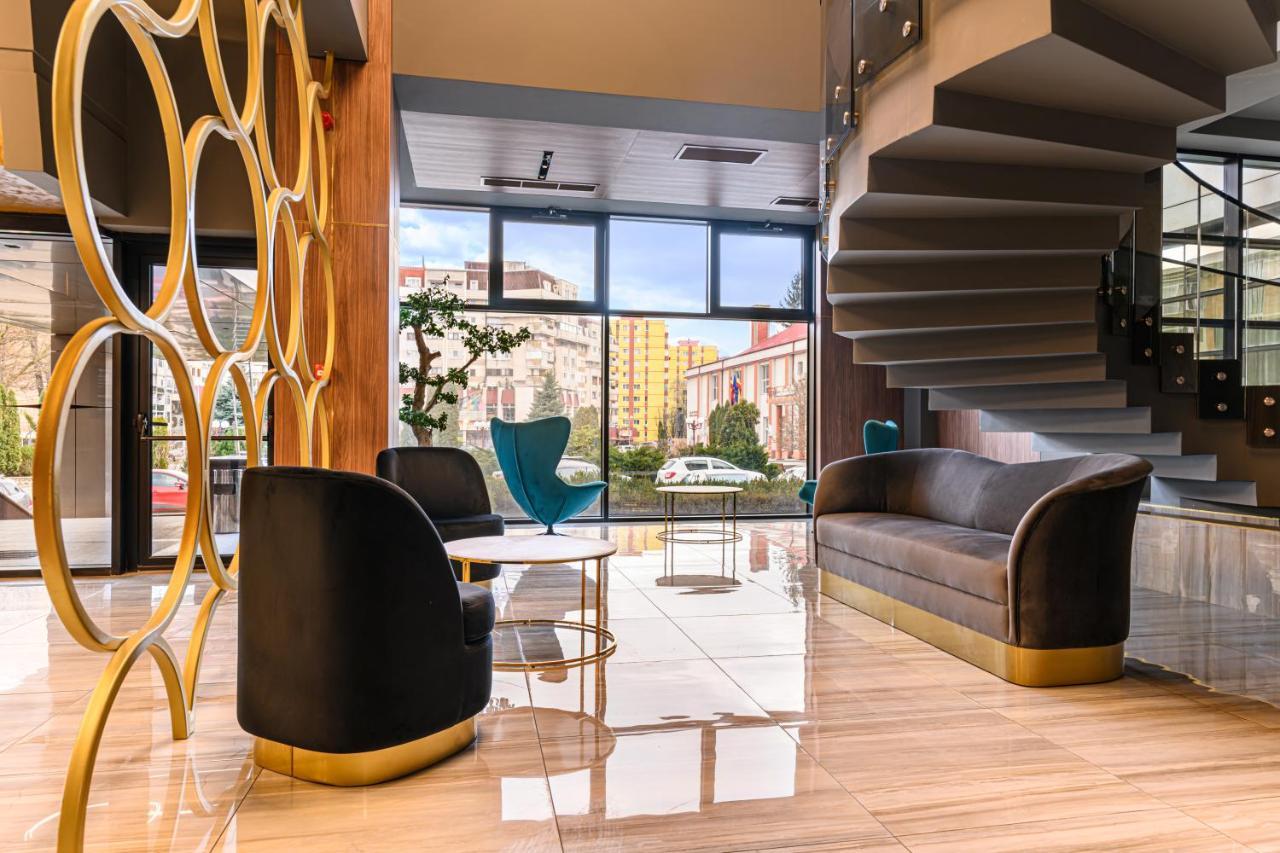 Hotel Central Pascani Экстерьер фото